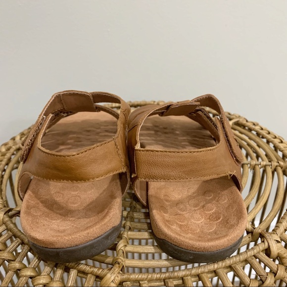 Vionic Harissa Strappy Leather Sandals - Picture 2 of 6